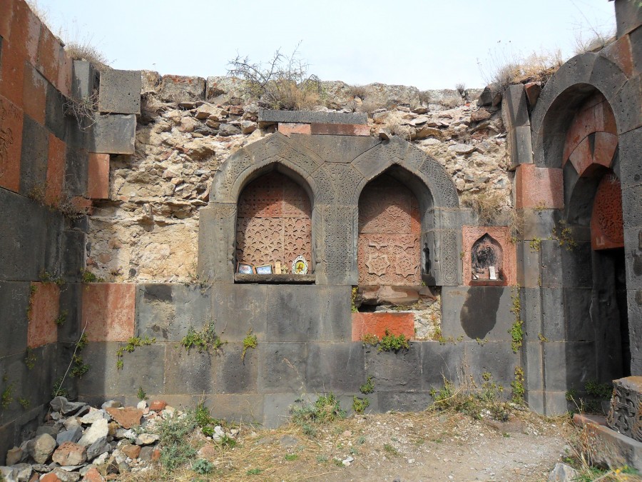 HAVUTS TAR MONASTERY COMPLEX.jpg